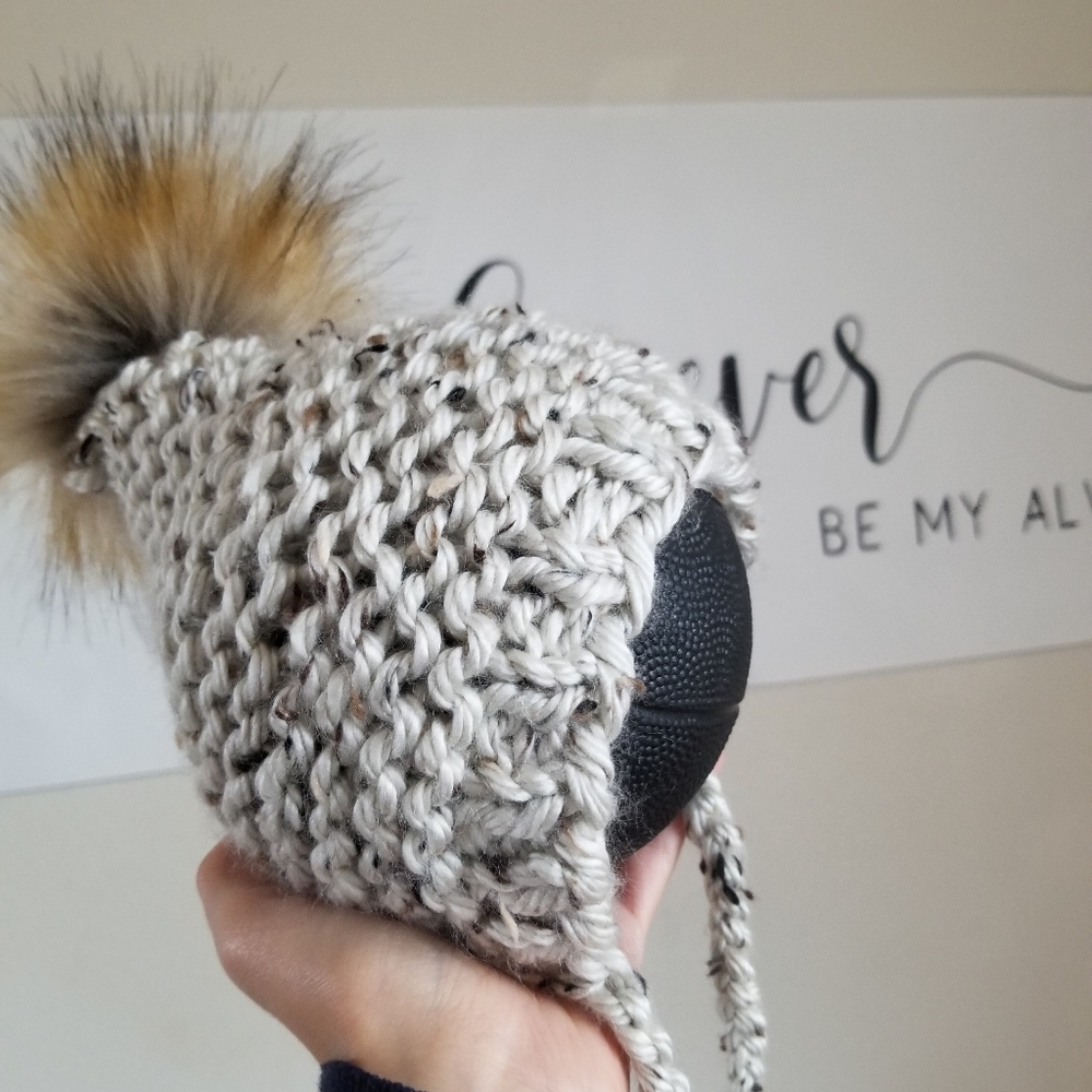 Knitted Chunky Baby Pixie Bonnet Hat - Picture 5 of 7